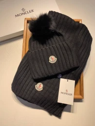 moncler hat and echapres set s_127ab12